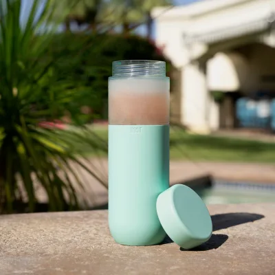 Bottiglia FREEZE™ in Menta